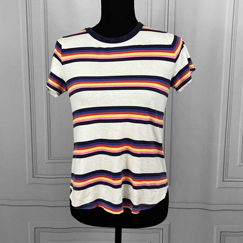 Striped T-shirt🖤